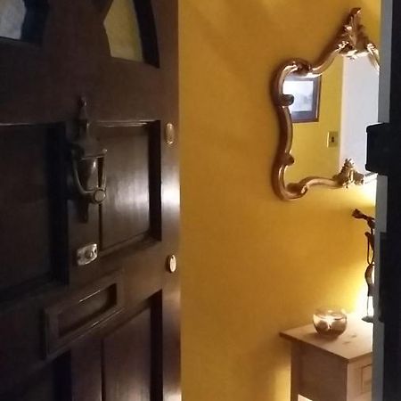 Edinburgh Two Bedroom Apartment With Free Side Street Parking 24 Hours Exterior foto